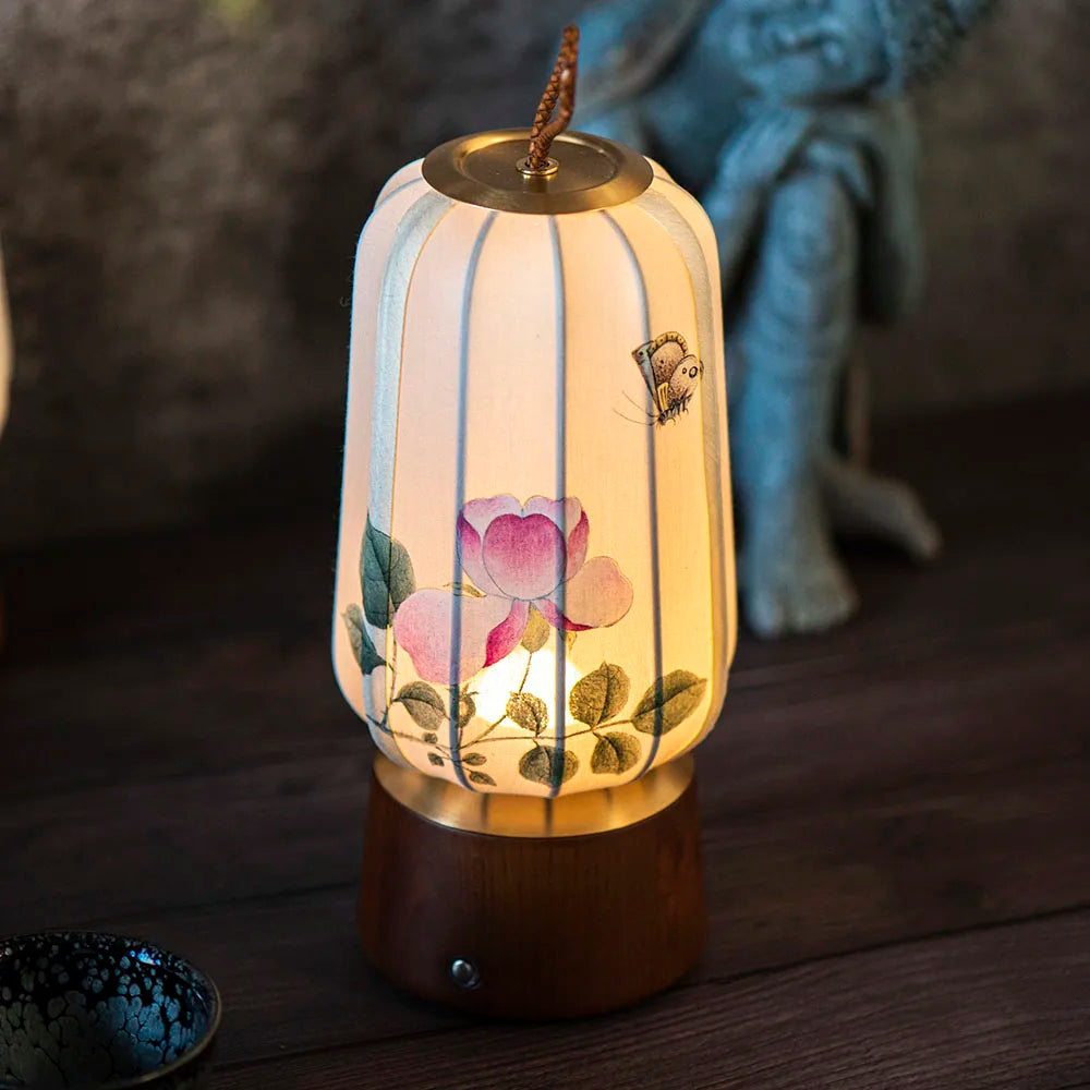 Traditional Fabric Table Lamp