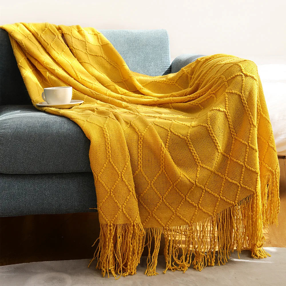Chunky Knitted Tassel Blanket