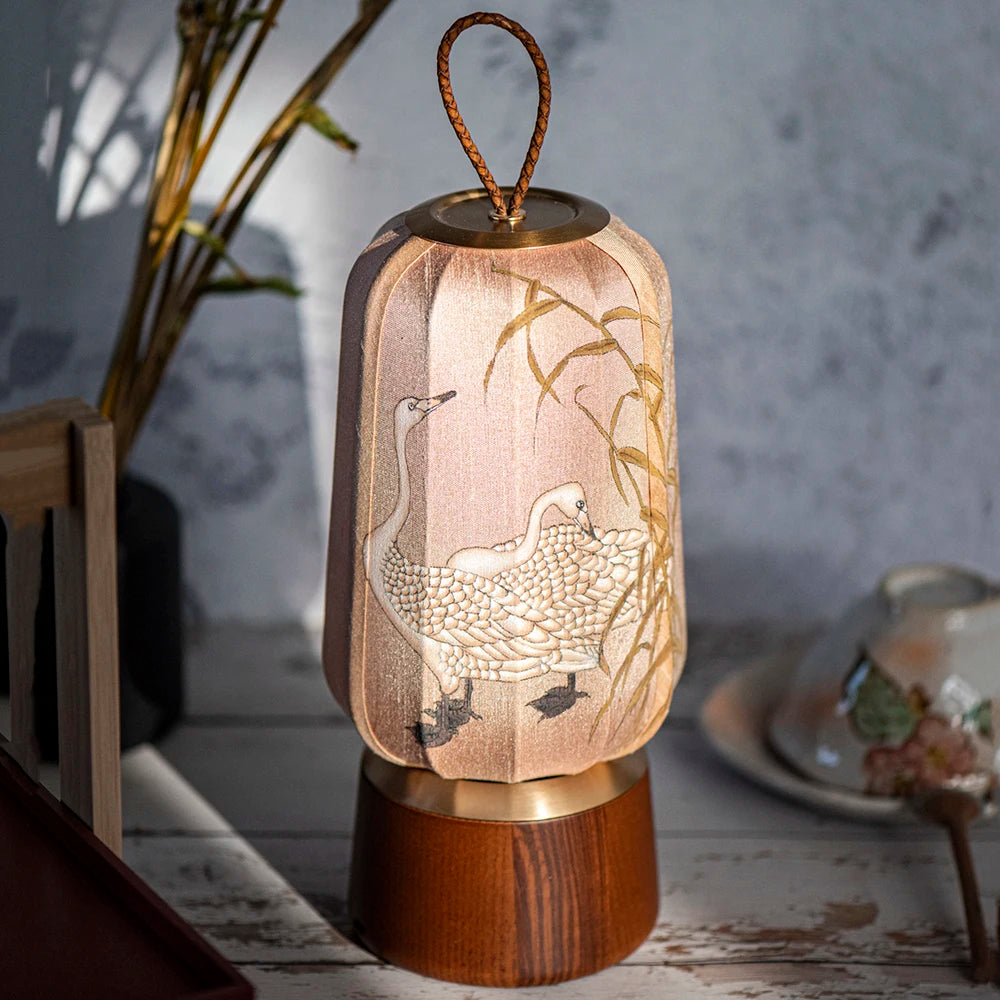 Traditional Fabric Table Lamp