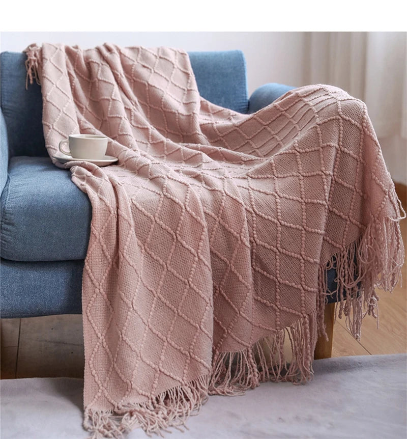 Chunky Knitted Tassel Blanket
