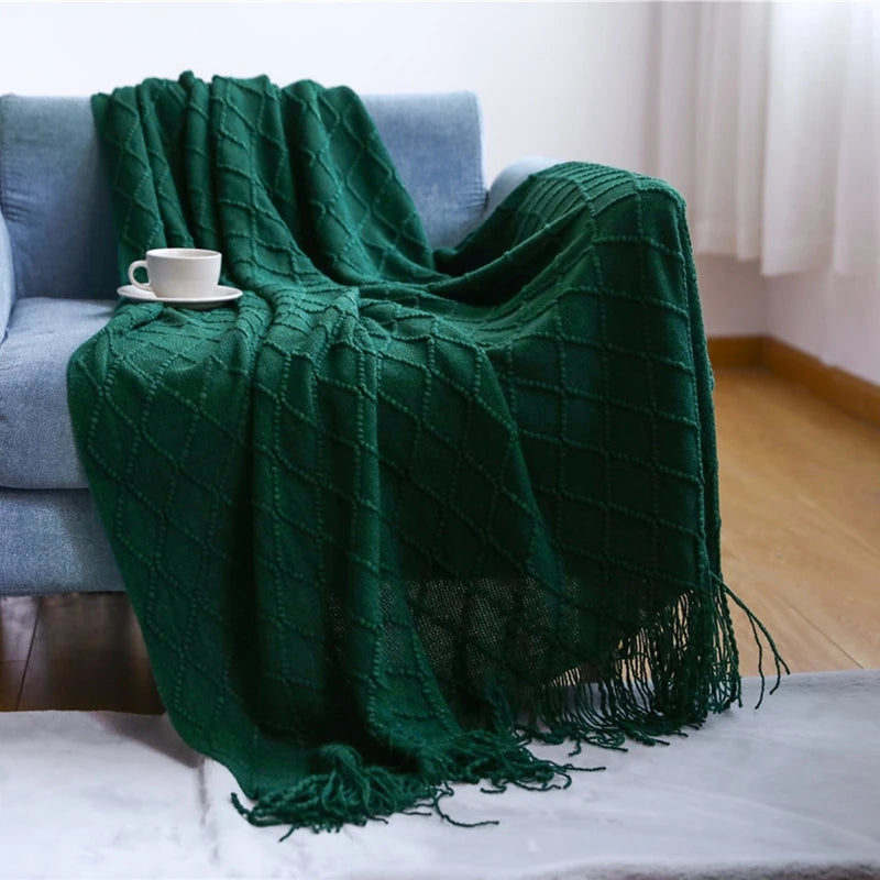 Chunky Knitted Tassel Blanket